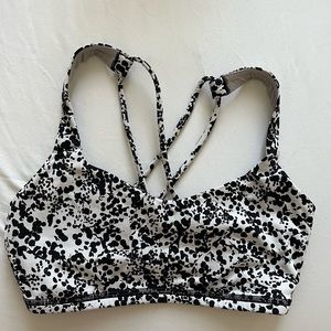 Lululemon white and black speckled patterned sports bra size 2